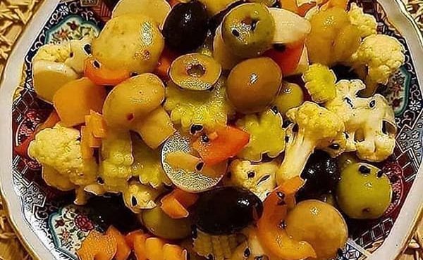 آیا خوردن ترشی باعث لاغری می شود؟